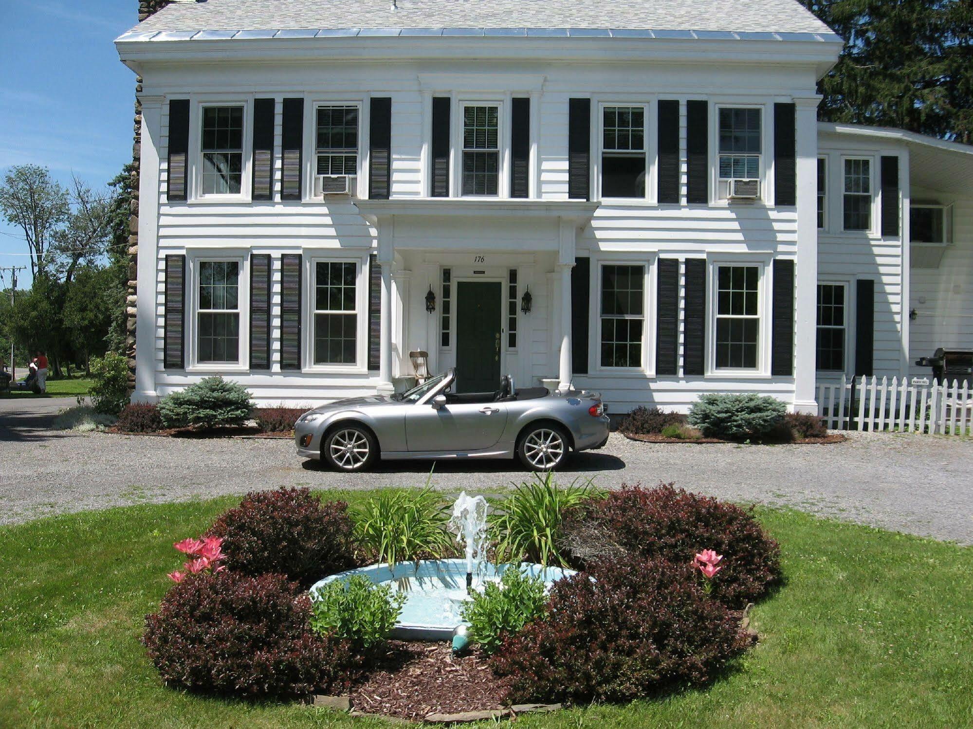 Mariaville Lake B & B Pattersonville Екстер'єр фото